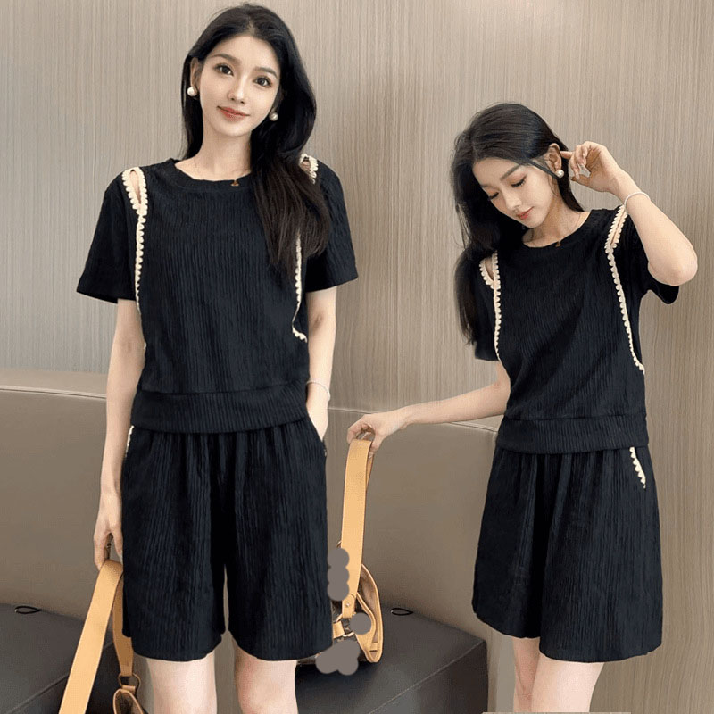 Street Fashion Mood - Koreaanse mode off-shoulder T-shirts tweedelige set