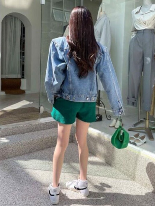 Klassiek, nooit verouderd, Hon - Street Fashion Hong Kong recensie en prijs