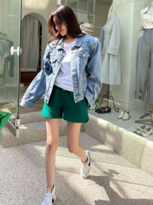 Klassiek, nooit verouderd, Hon - Street Fashion Hong Kong recensie en prijs