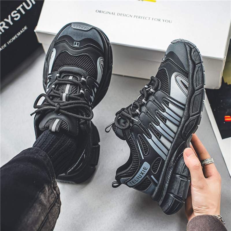 Designer trendy sneakers in Ho - Street Fashion Hong Kong recensie en prijs
