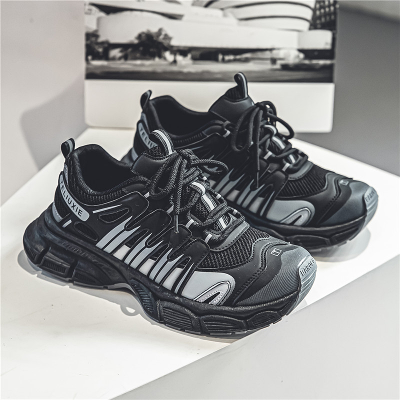 Designer trendy sneakers in Ho - Street Fashion Hong Kong recensie en prijs