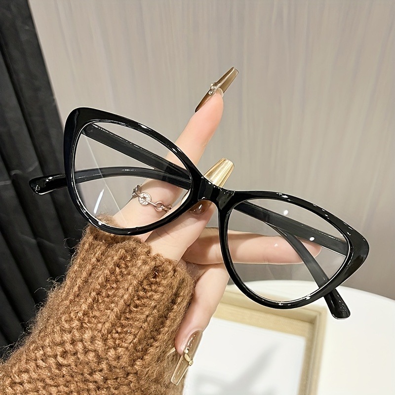 Modieuze Cat Eye damesbril met - Street Fashion Photography recensie en prijs