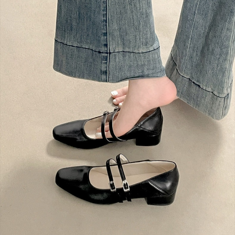 Vierkante neus lage hak dames  - Street Fashion Ladies recensie en prijs
